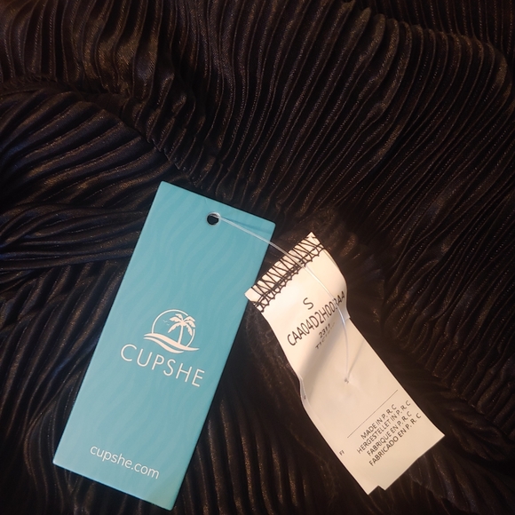 NWT Cupshe Black Pleated Long Lanturn Bell Sleeve V Surplice Summer Blouse Top S - Picture 8 of 11